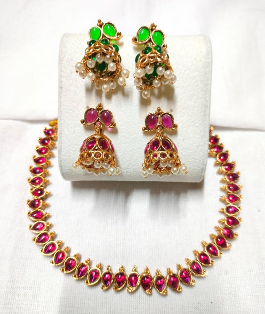 Reversible necklace with Jumkas